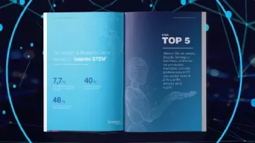 Revista abierta mostrando estadísticas sobre talento STEM en América Latina.