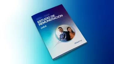 Portada del informe 'Estudio de Remuneración Chile 2024-2025' con fondo azul.